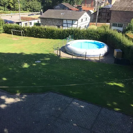 Сasa de vacaciones A Large Family House Stavelot