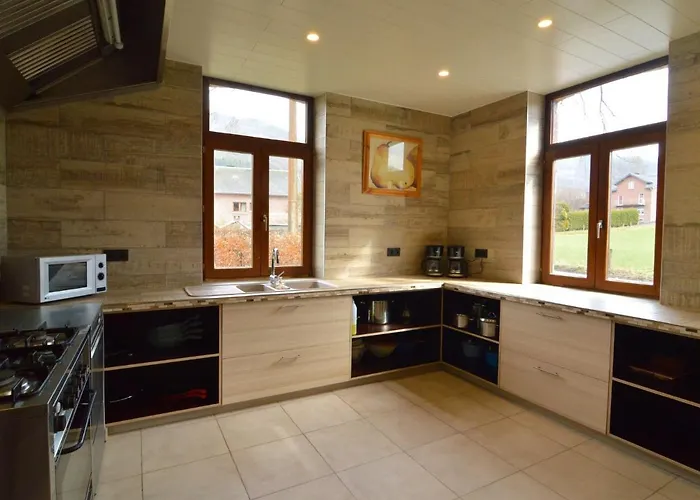 A Large Family House Vakantiehuis